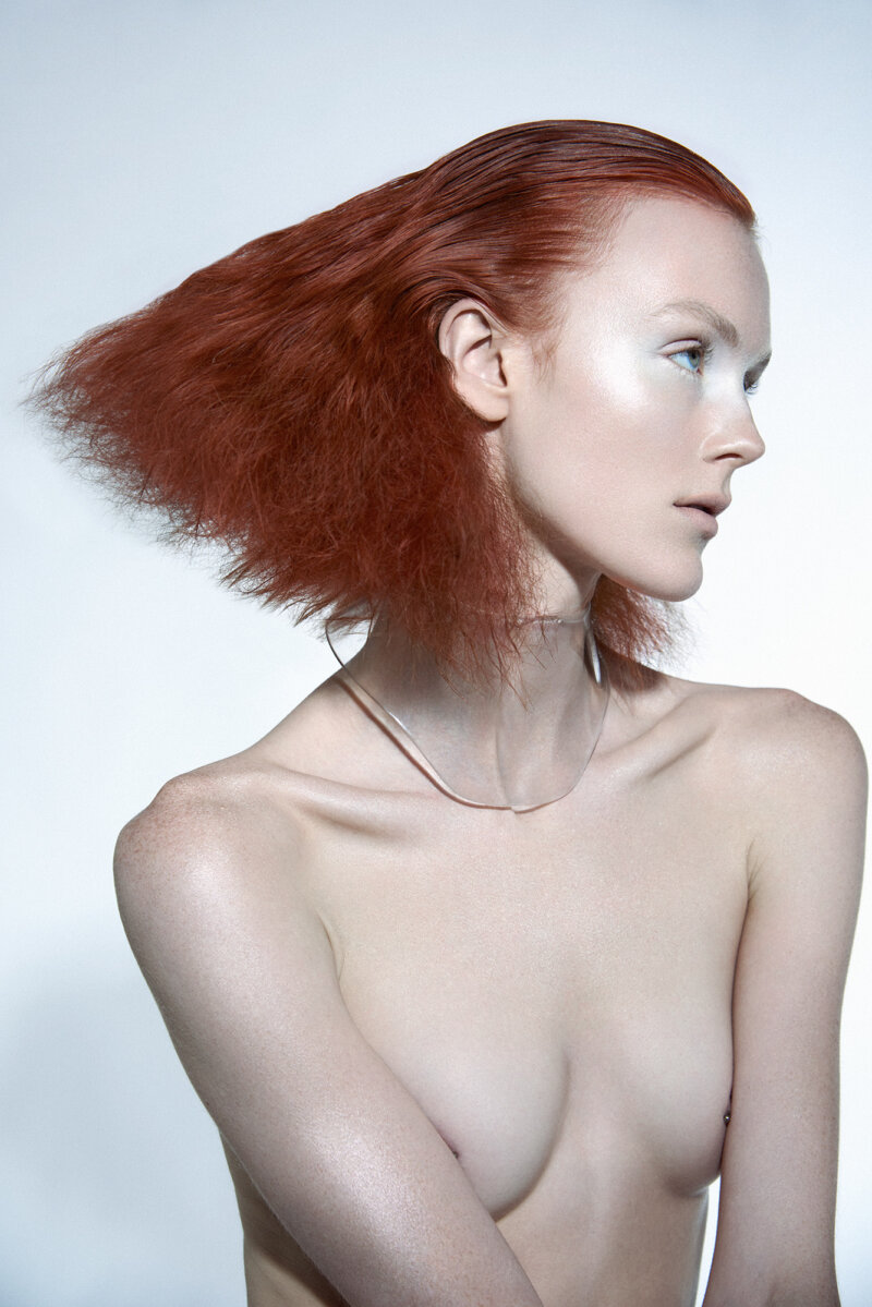Mirror Mirror magazine / make-up + retouch